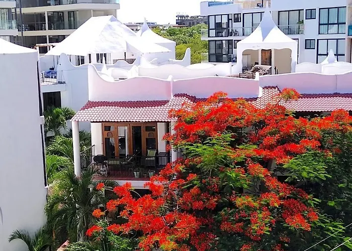 Casa Camaleón Luxury Condominium. Sea Views. Pools * Playa del Carmen