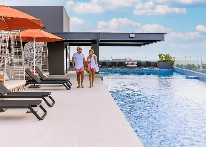 Casa Camaleón Luxury Condominium. Sea Views. Pools *