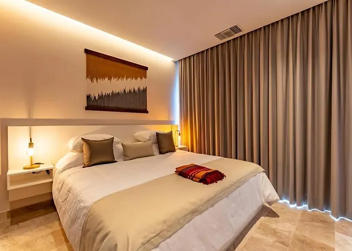 Casa Camaleón Luxury Condominium. Sea Views. Pools * Playa del Carmen